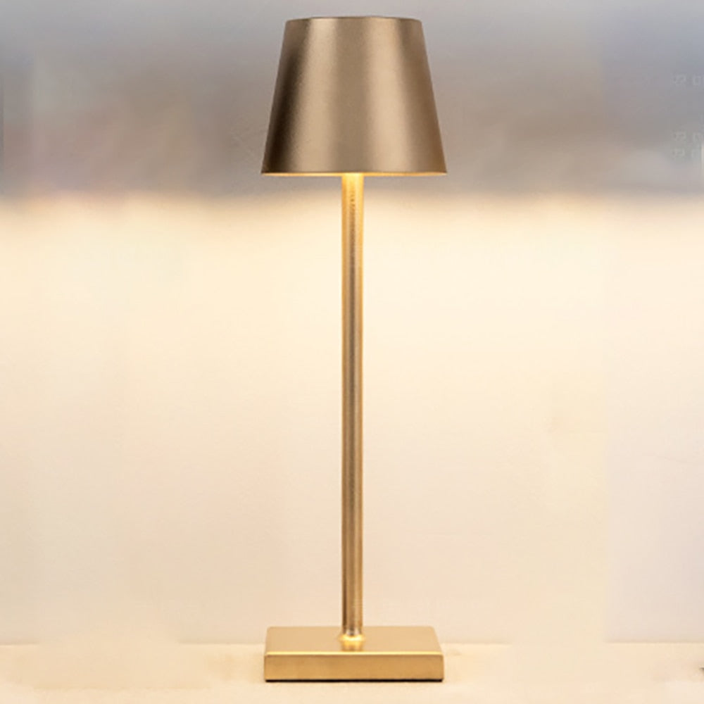 SkandiShop LED Desk Lamp Vintage Aluminum Dimmable